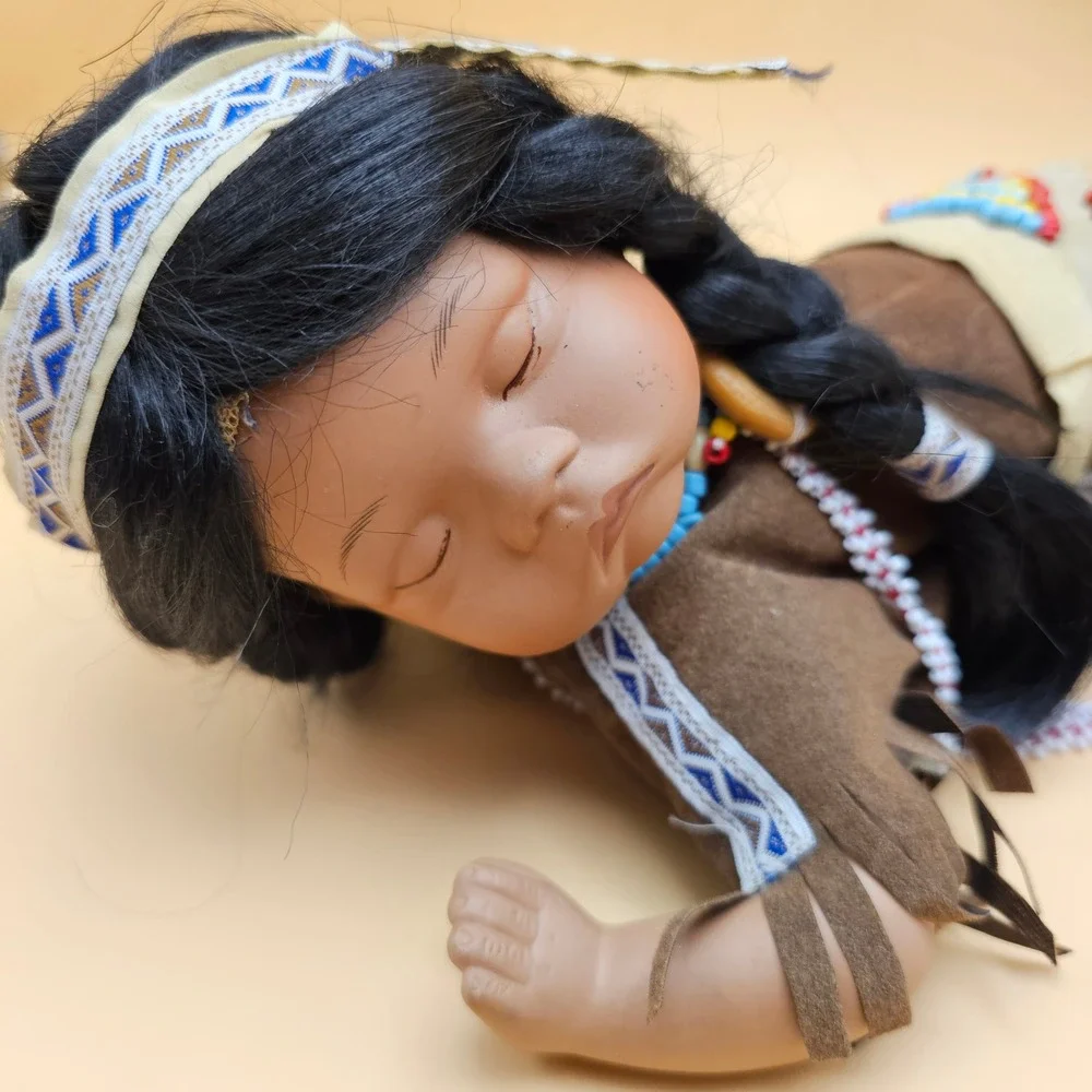 Native American Indian Porcelain‎ Doll Beaded Sleeping Detailed Outfit Headband